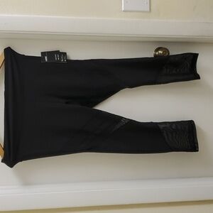 New with tags R8 Activewear black mesh leggings size Large